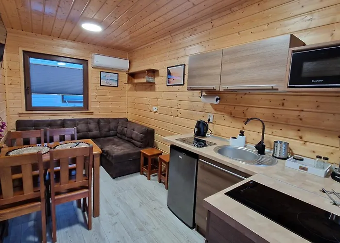 Sowia Polana W Bobolinie Lodge *